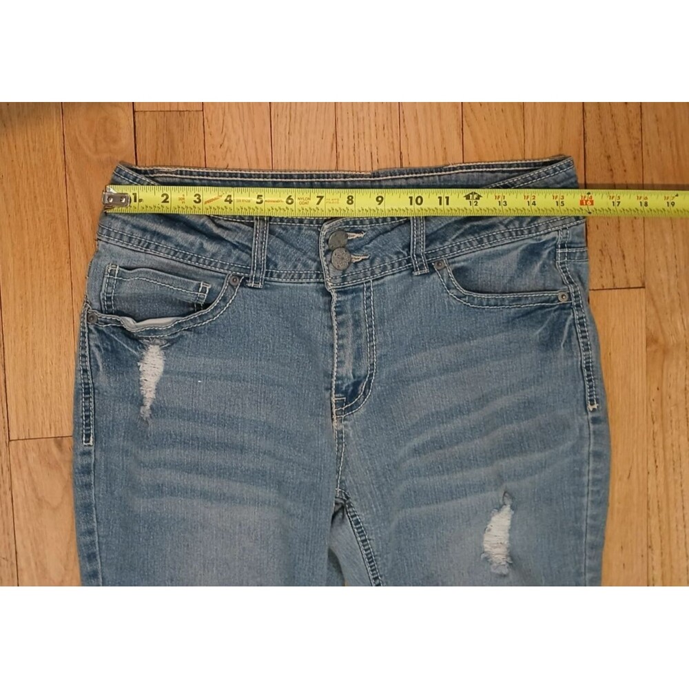 Women's Denim Jeans Button Back Pockets Wide Leg 31 Inch Waist - Picture 5 of 7